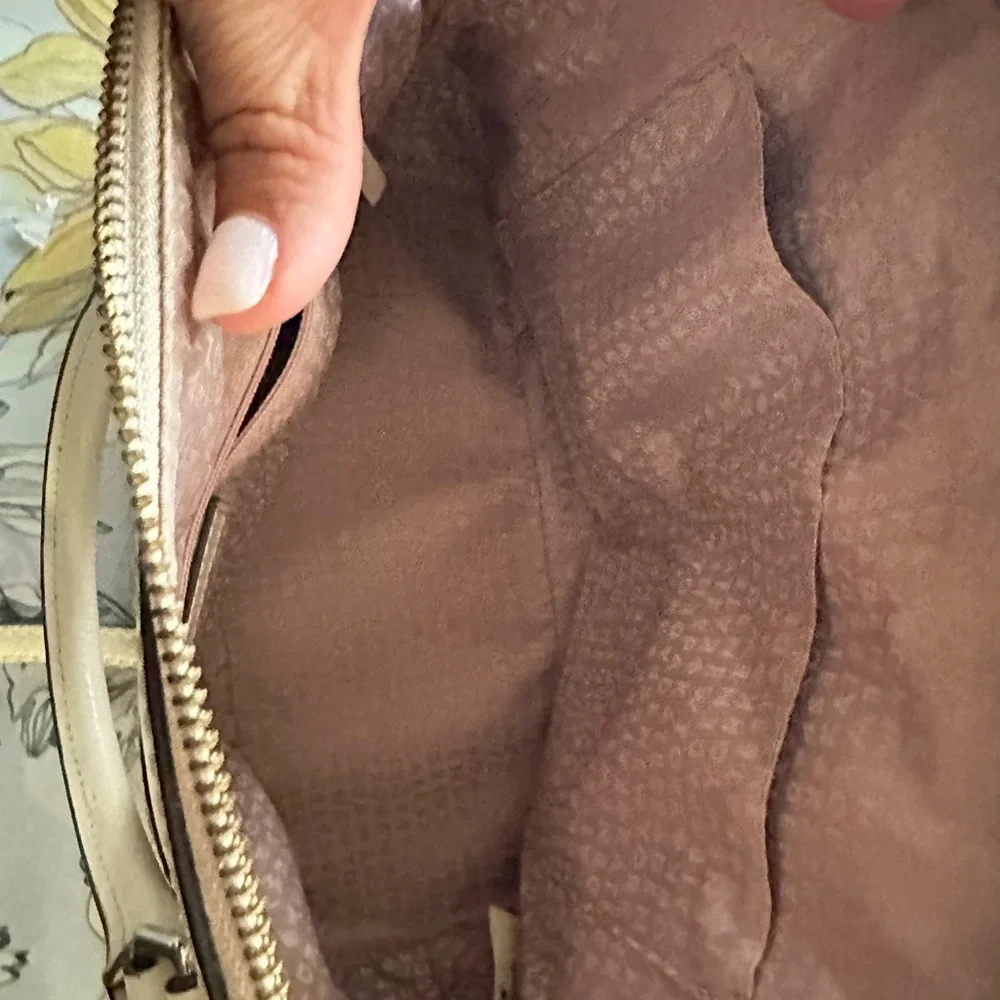 Kate Spate   Beige and cream Satchels Bag  in good condition - Picture 7 of 15